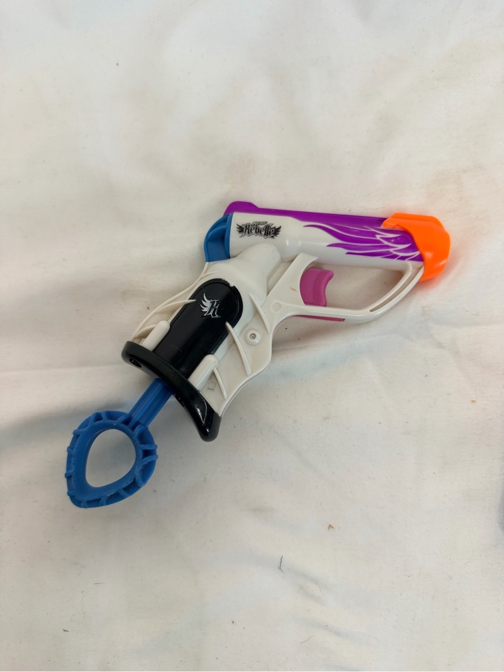 Hasbro Nerf Rebelle Sweet Revenge Shot Blaster toy foam girls kids